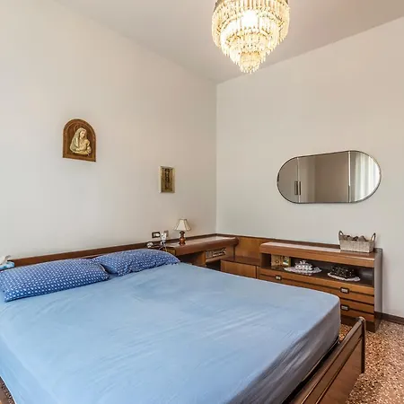 Tibaldi Apartment *
